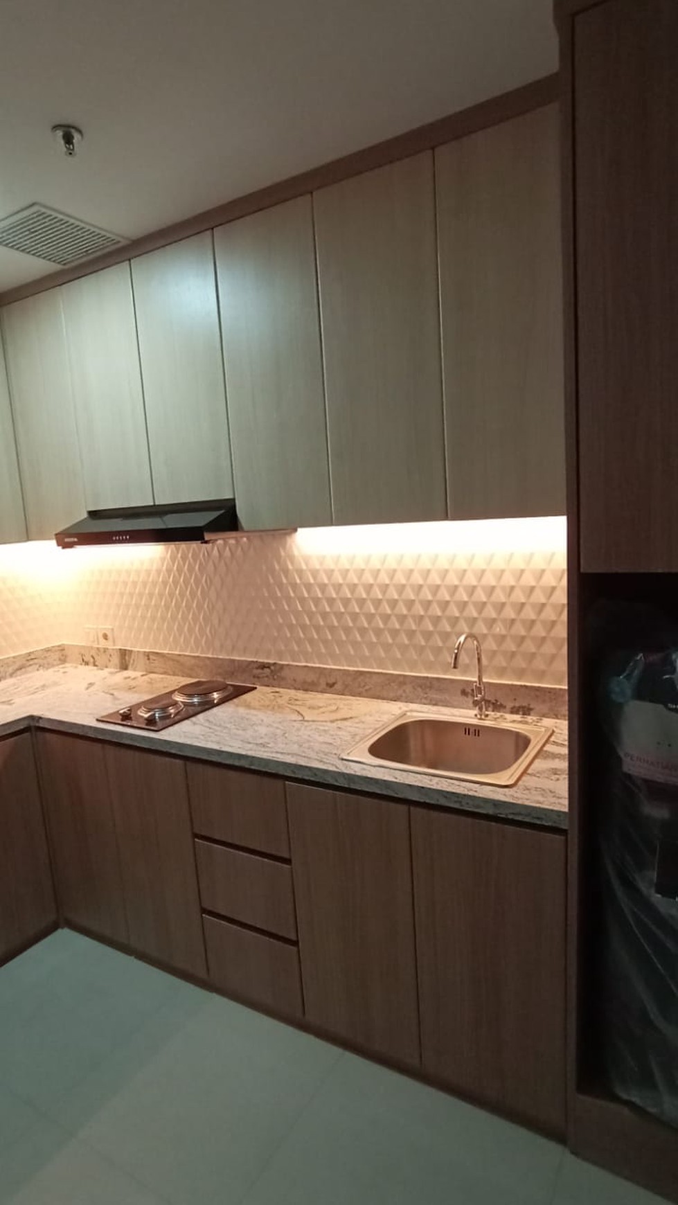 Disewakan Apartemen Arandra Residence Tipe SUITE 3 Bedroom - Cempaka Putih - Jakarta Pusat 