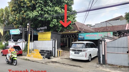 Rumah berfungsi sebagai Show Room Used car di jln Radio 1,strategis area