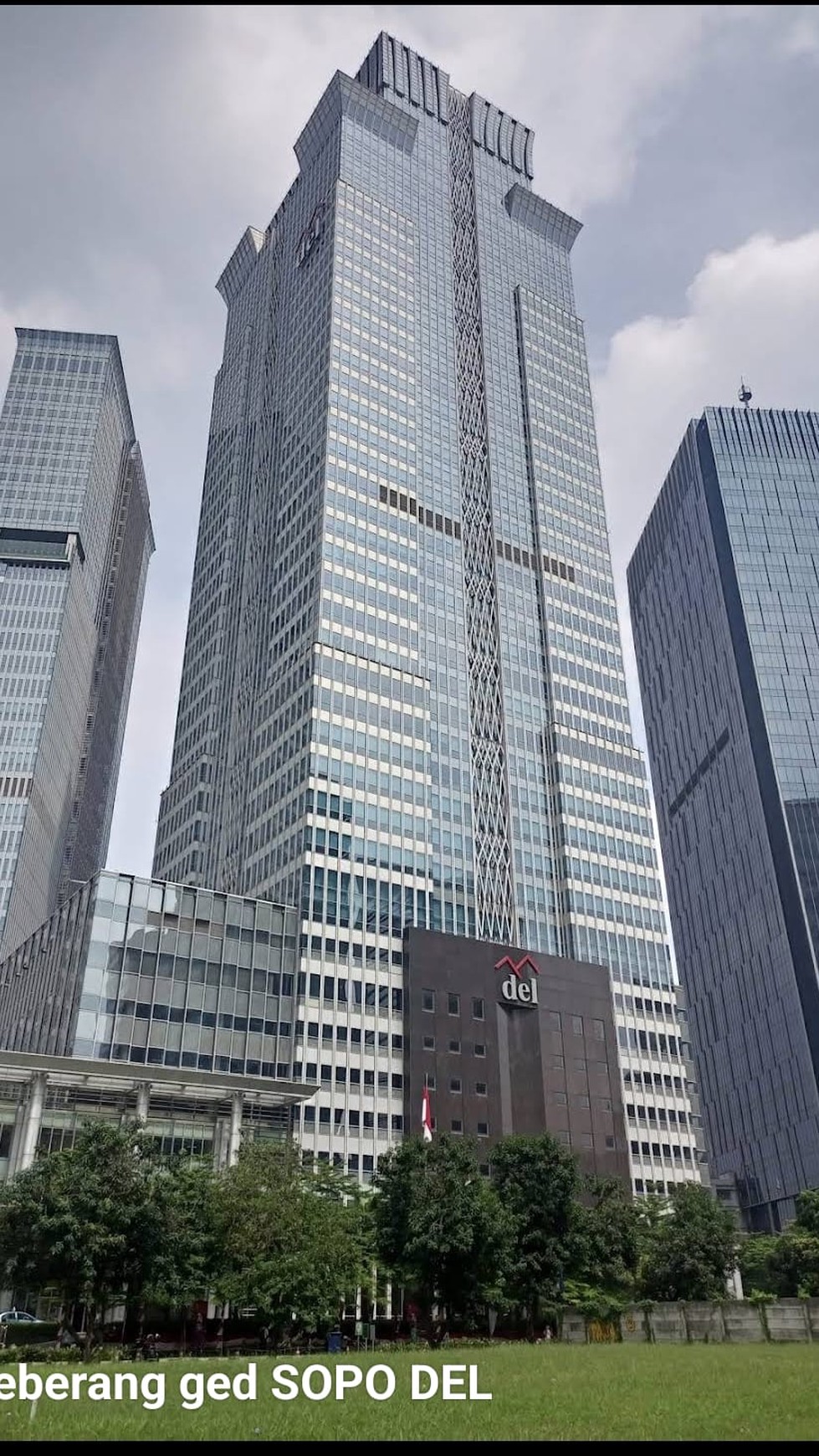 Kavling Commercial MEGA KUNINGAN,Jarang ada,sangat strategis,terletak di pusat bisnis jakarta.