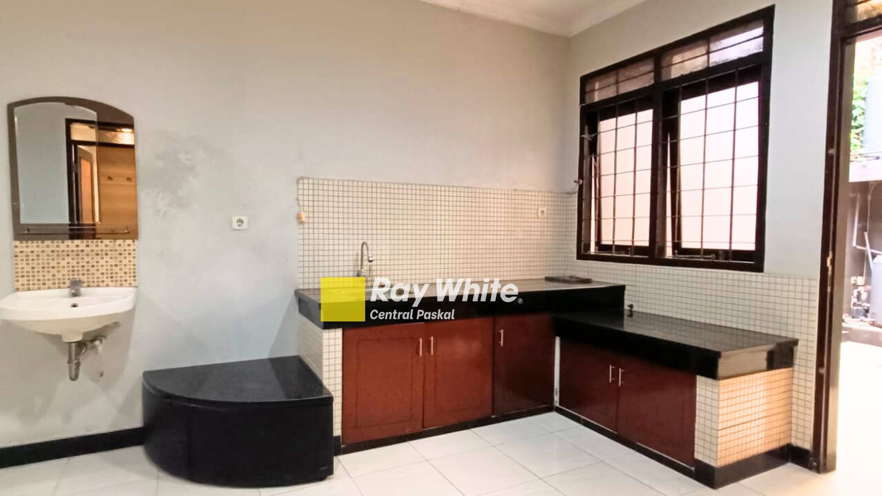 Rumah Minimalis Sumbersari Bandung