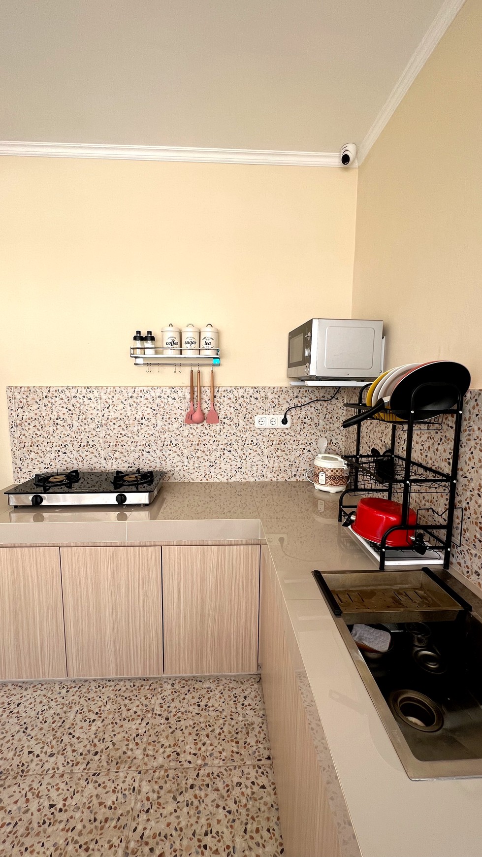 Bangunan Kostsan Baru dengan Full Furnished di Jakarta Pusat