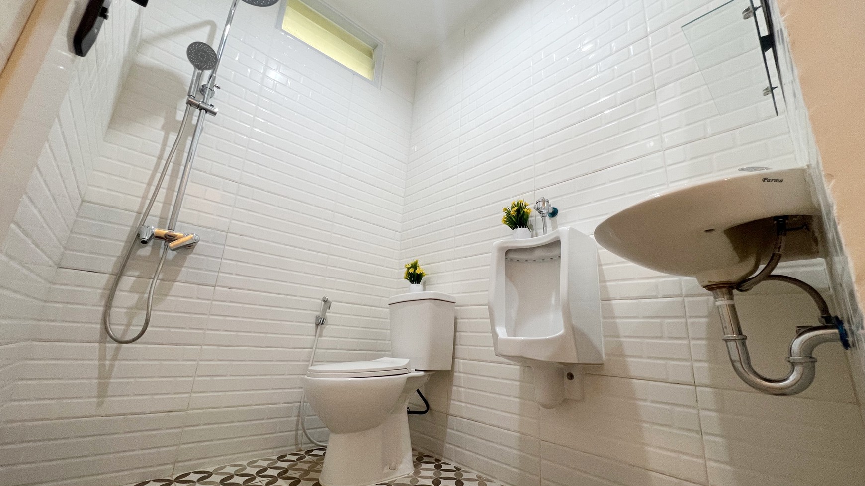 Bangunan Kostsan Baru dengan Full Furnished di Jakarta Pusat