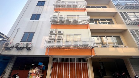 Bangunan Kostsan Baru dengan Full Furnished di Jakarta Pusat
