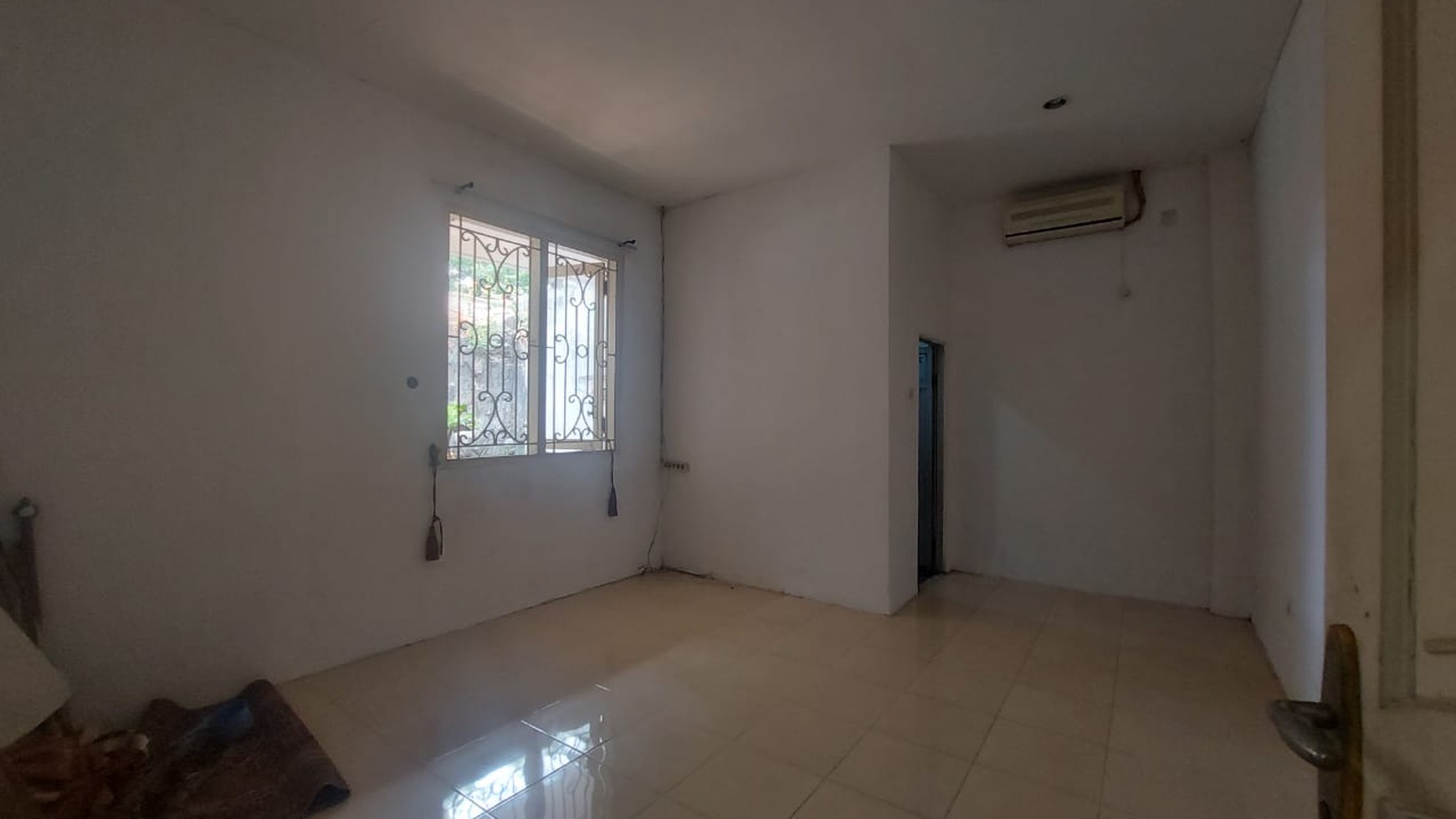 Lebak bulus luas 250 rumah hitung tanah akses lebar