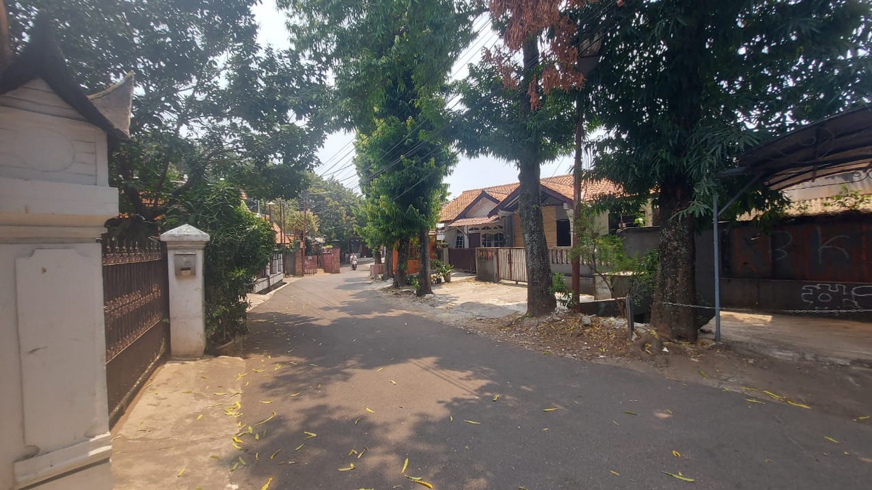 Lebak bulus luas 250 rumah hitung tanah akses lebar