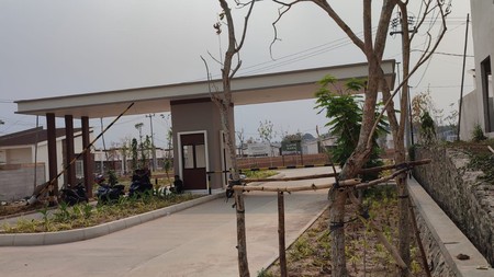 RUMAH BARU siap huni  di Kota Podomoro Tenjo
