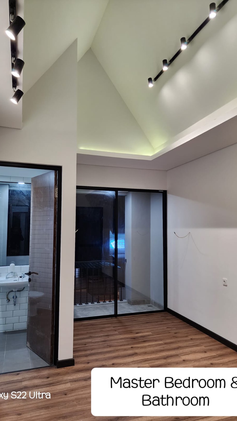 Rumah Minimalis Cantik dan Siap Huni @Griya Loka, BSD