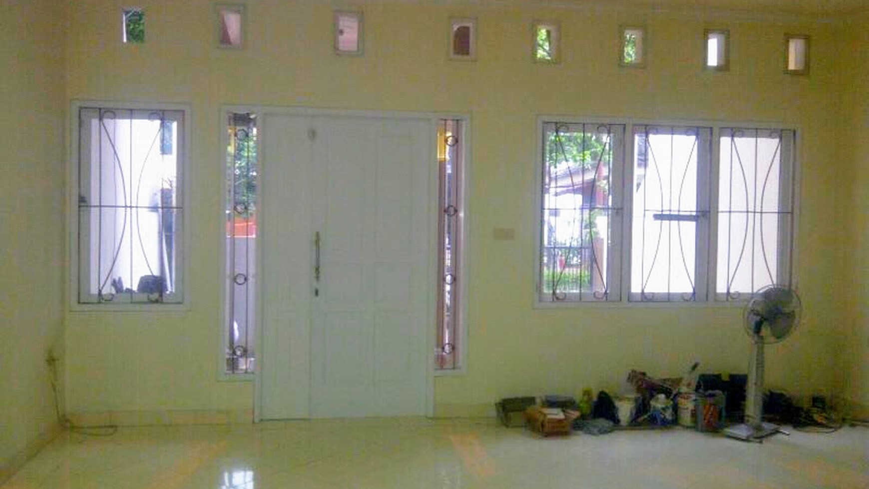 Rumah nyaman di Kampung Ambon Rawamangun, dekat ke Pintu Tol Rawamangun,  dekat area Pramuka, Cempaka Putih, Kelapa Gading
