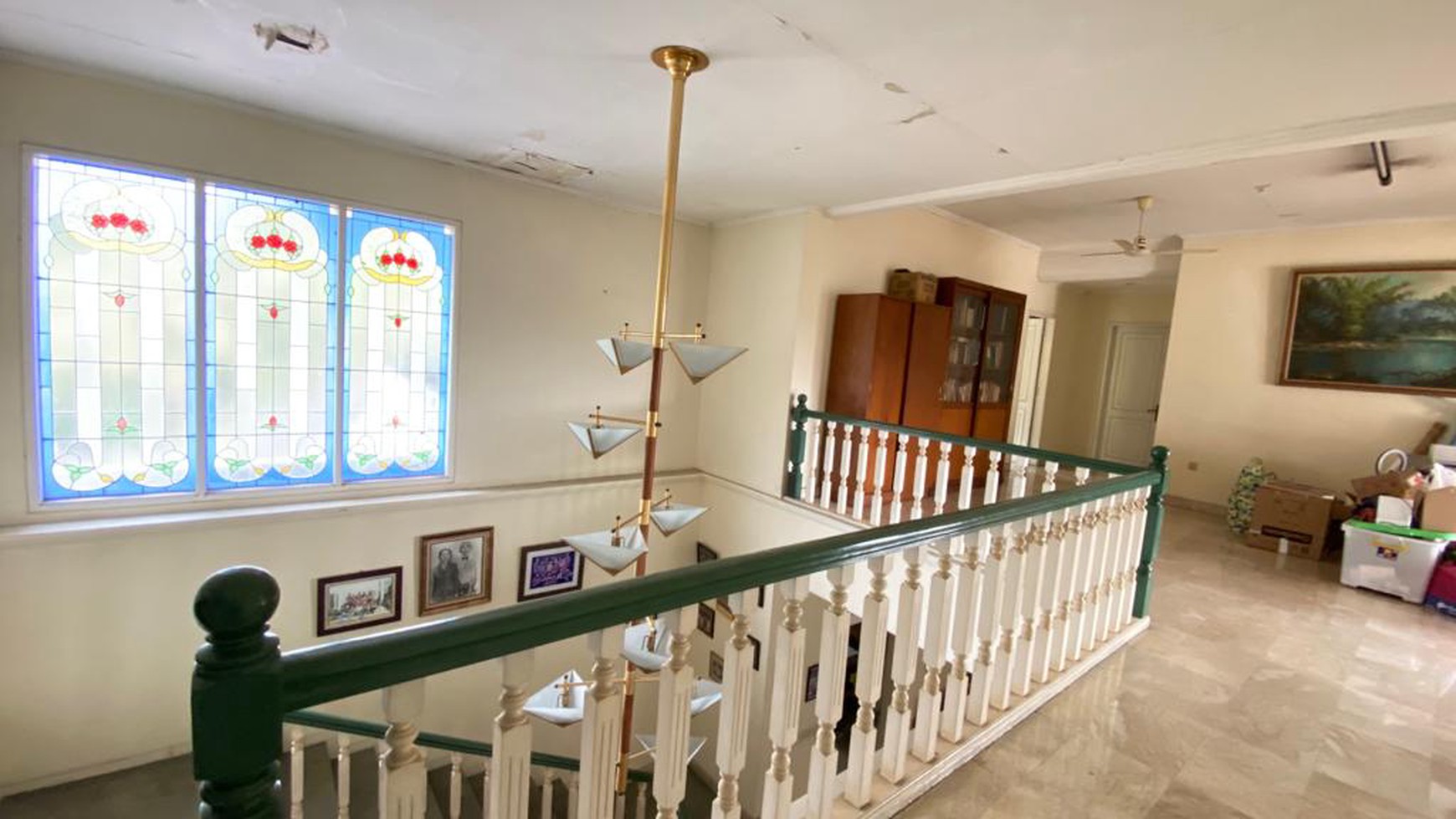 Rumah Mewah Dengan Kolam Renang di Lebak Bulus Harga Terbaik