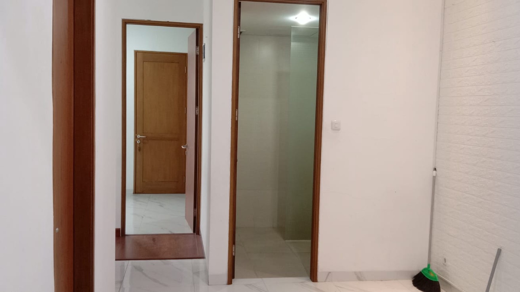 Rumah Minimalis Siap Huni dan Lokasi Strategis @Graha Adena