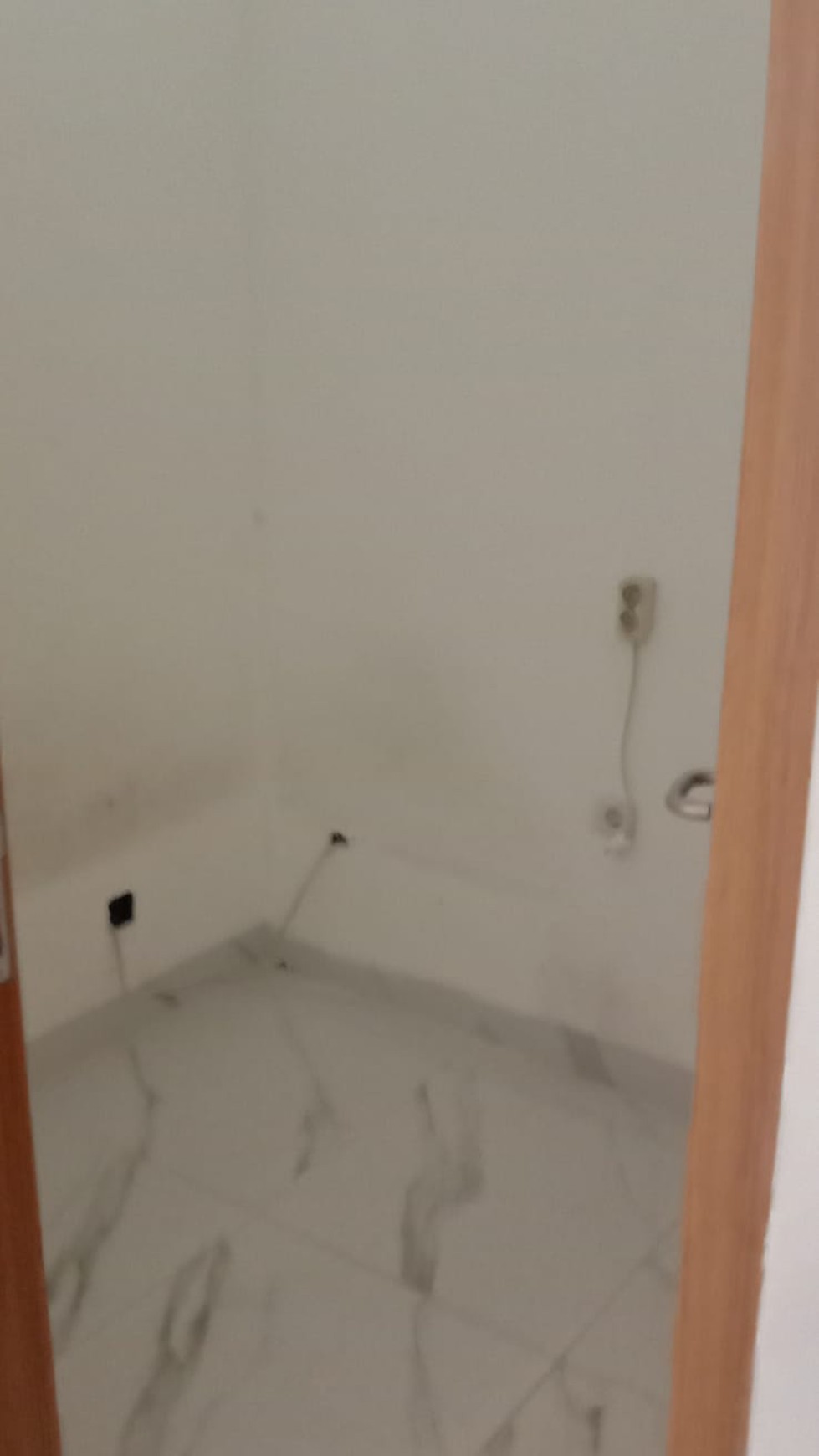 Rumah Minimalis Siap Huni dan Lokasi Strategis @Graha Adena