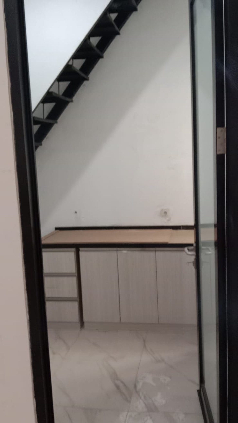 Rumah Minimalis Siap Huni dan Lokasi Strategis @Graha Adena