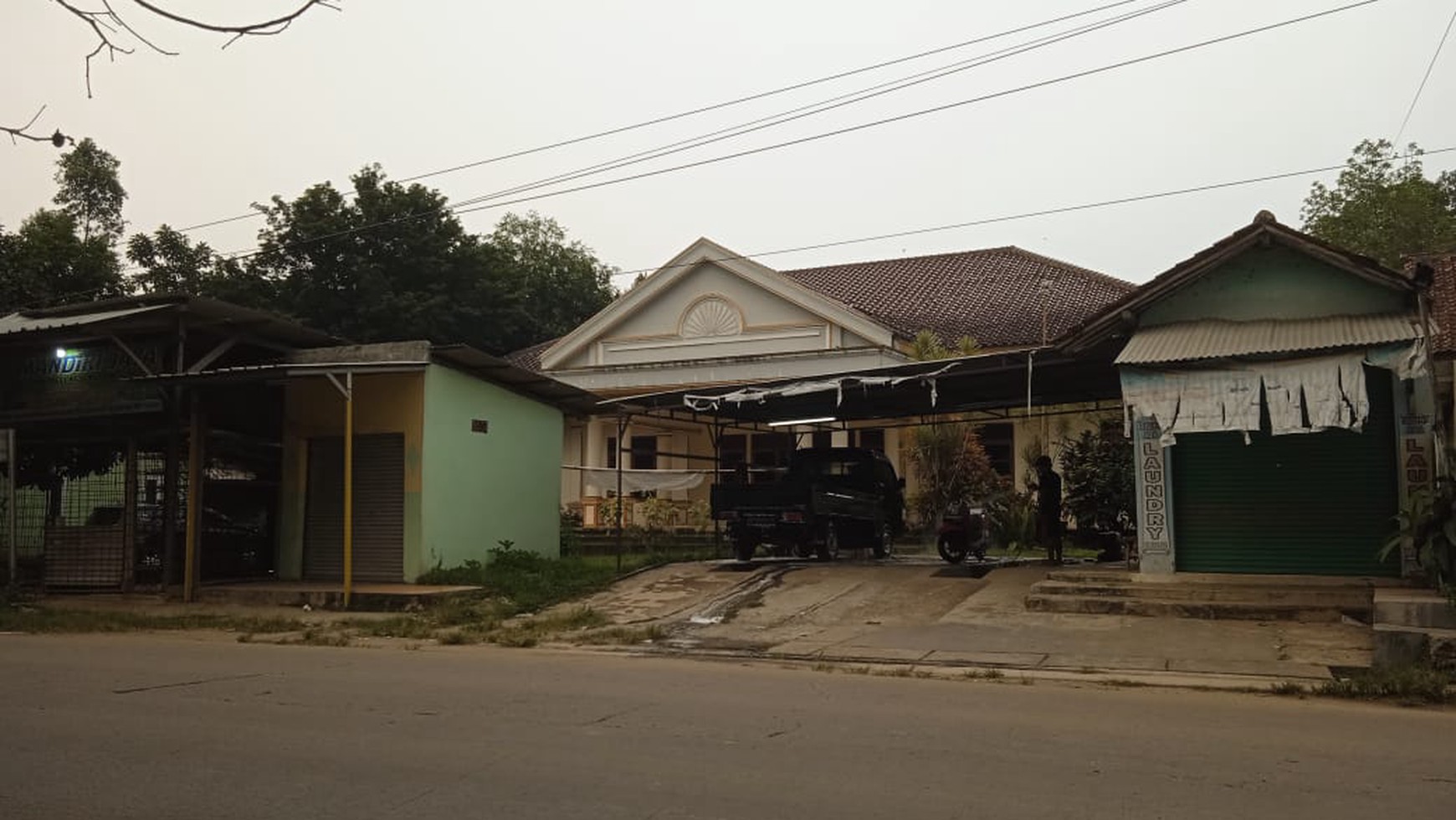 Rumah Besar Mewah di CITRA MAJA RAYA