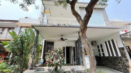 Rumah Bagus Di Emerald Town House Bintaro Jaya Sektor 9