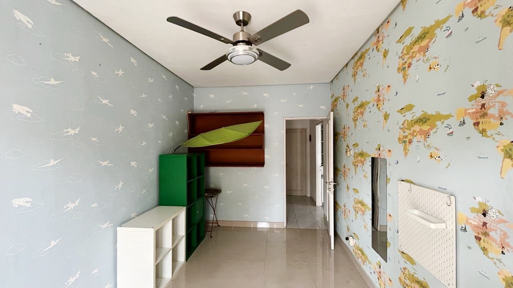 Rumah Bagus Di Emerald Town House Bintaro Jaya Sektor 9