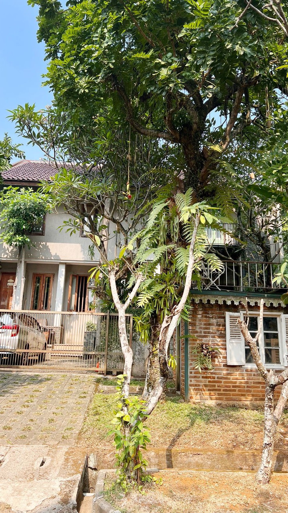 Rumah Bagus DI Kasturi Bintaro Jaya Sektor 9 