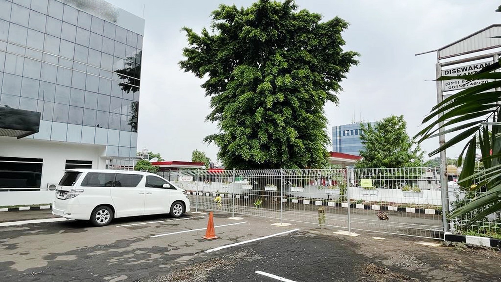 Gedung Siap Beroperasi di Jalan TB Simatupang Pasar Rebo, Jakarta Timur