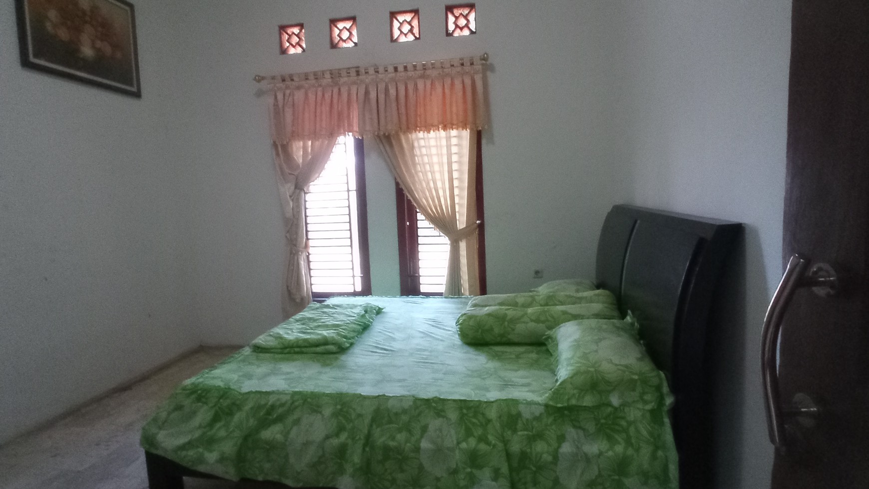 DiJual Villa Homey Pacet,View Gunung,cocok bwt Hotel