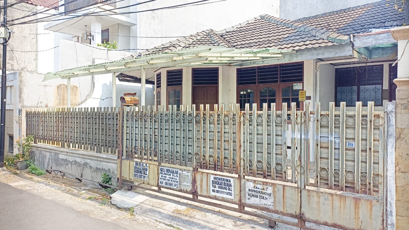 Rumah Bagus Di Jl Tulodong Bawah Kebayoran Baru Jakarta Selatan