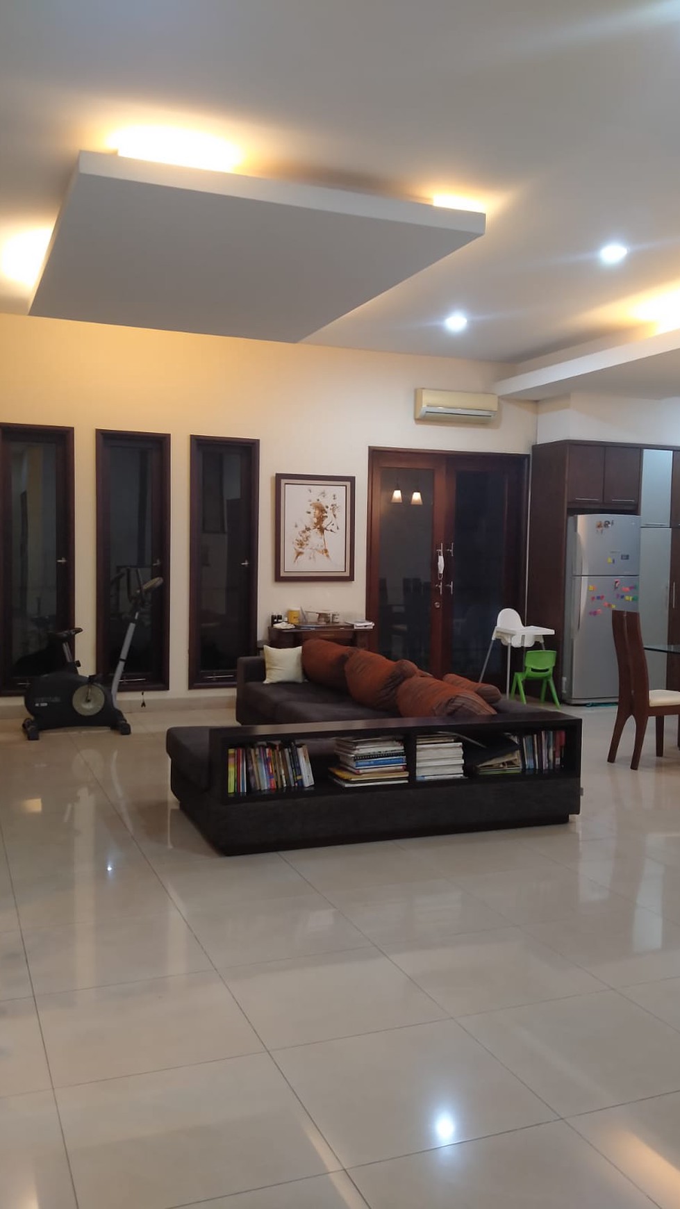 Rumah SHM 2 Lantai di Taman Villa Meruya, Jakarta Barat