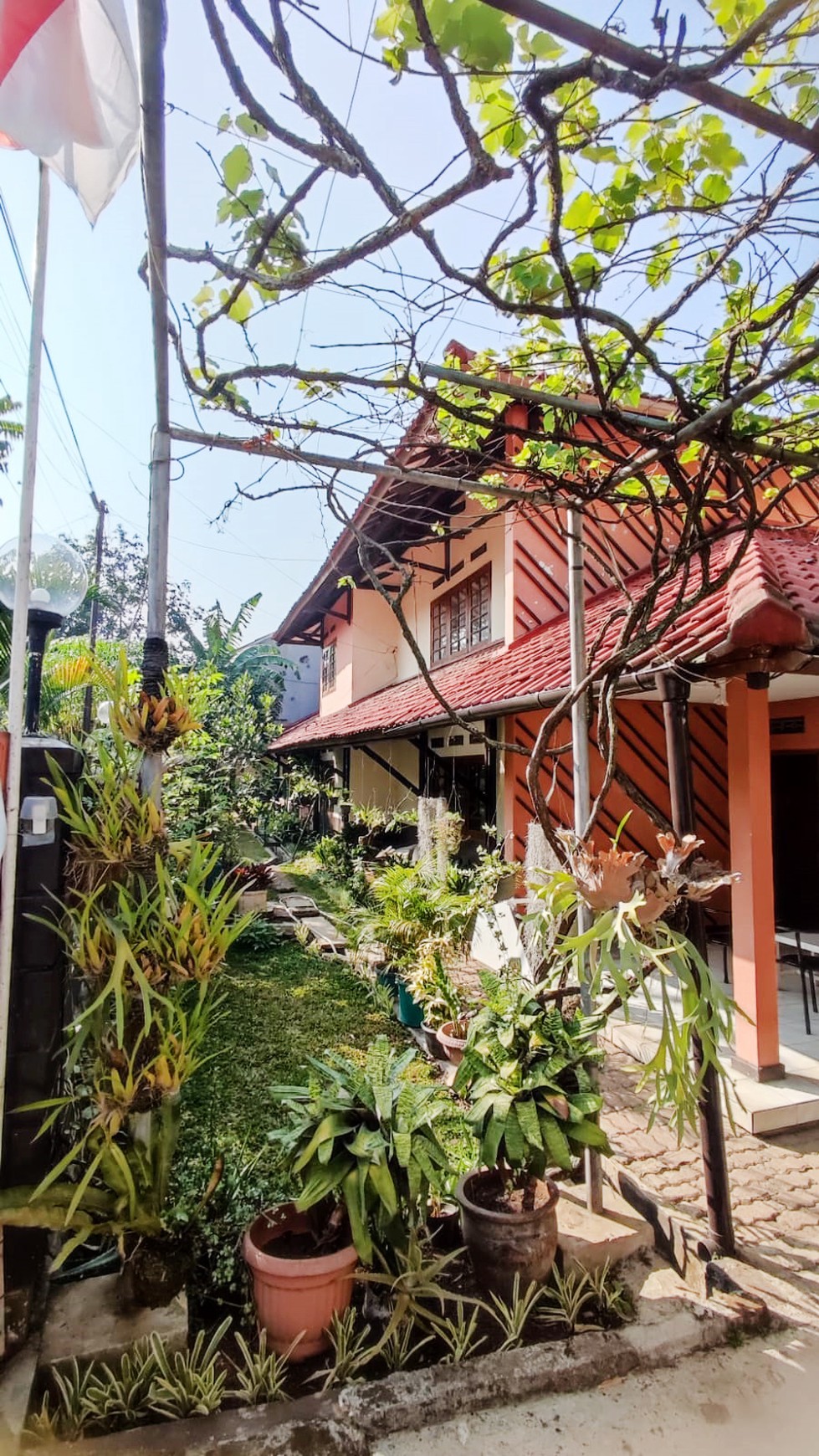 Rumah Bagus Di Jl Lestari Bandung Jawa Barat