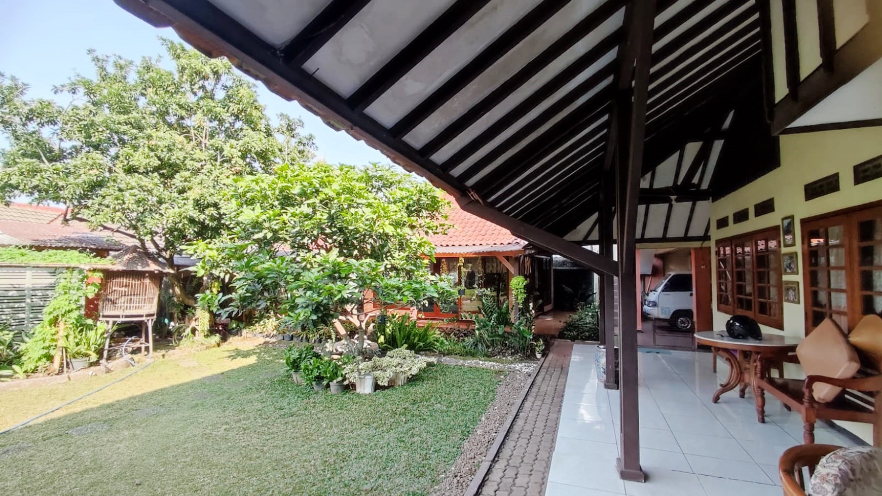 Rumah Bagus Di Jl Lestari Bandung Jawa Barat