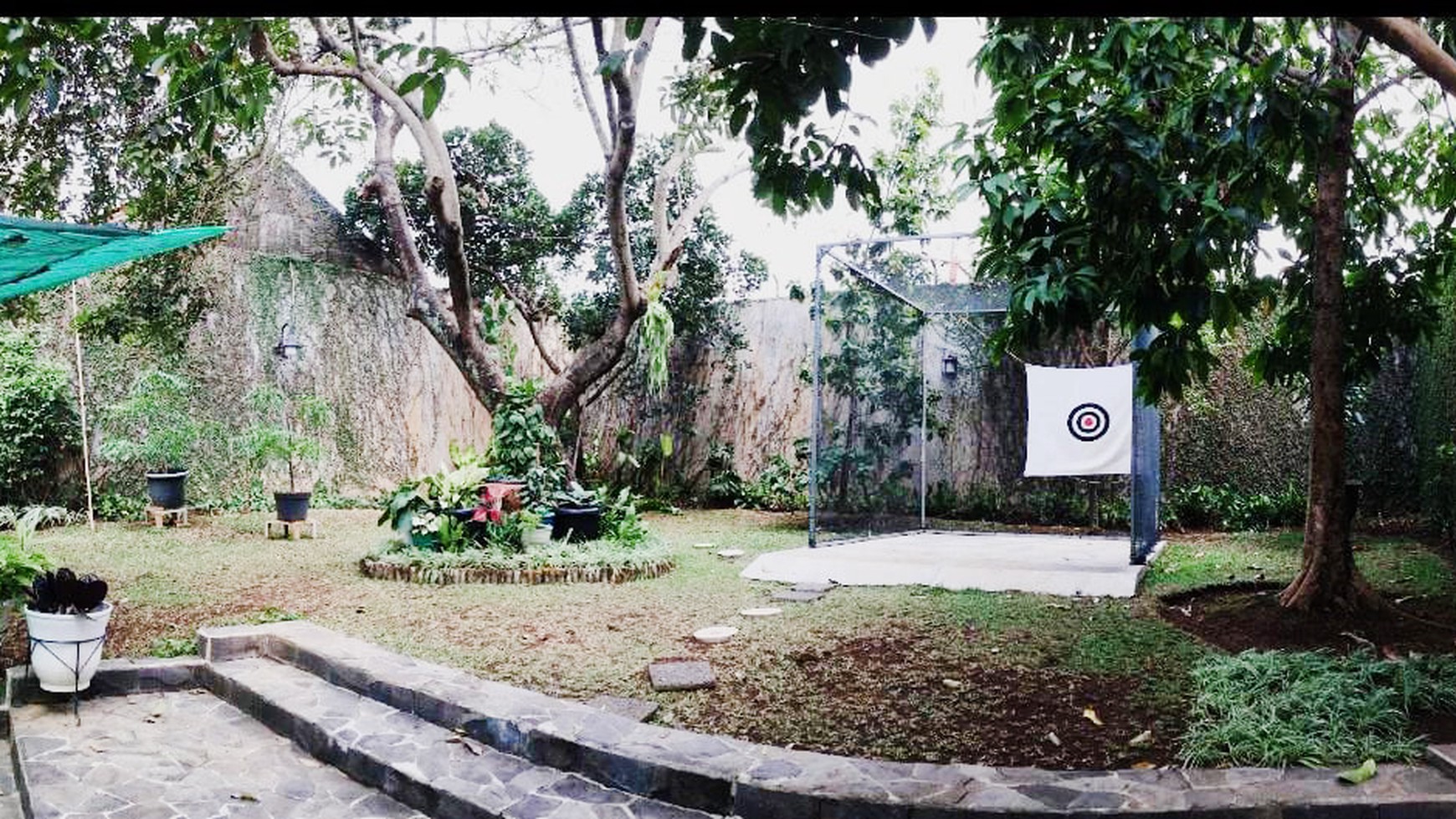 Rumah Bagus Di Perum Jatiwaringin Asri Jl Batu Mandi Bekasi