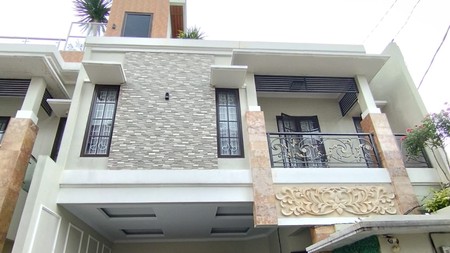 Dijual Rumah Grand 54 Residence kebagusan 