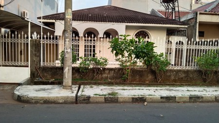 Rumah 1 Lantai ,bisa bangun 2 rumah, Harga Nego di Sunter Mas Jakarta Utara 