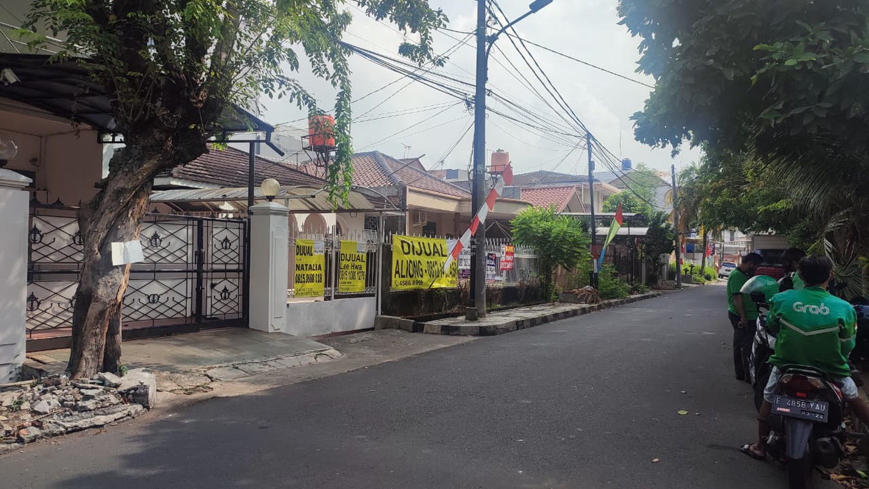 Rumah 1 Lantai ,bisa bangun 2 rumah, Harga Nego di Sunter Mas Jakarta Utara 