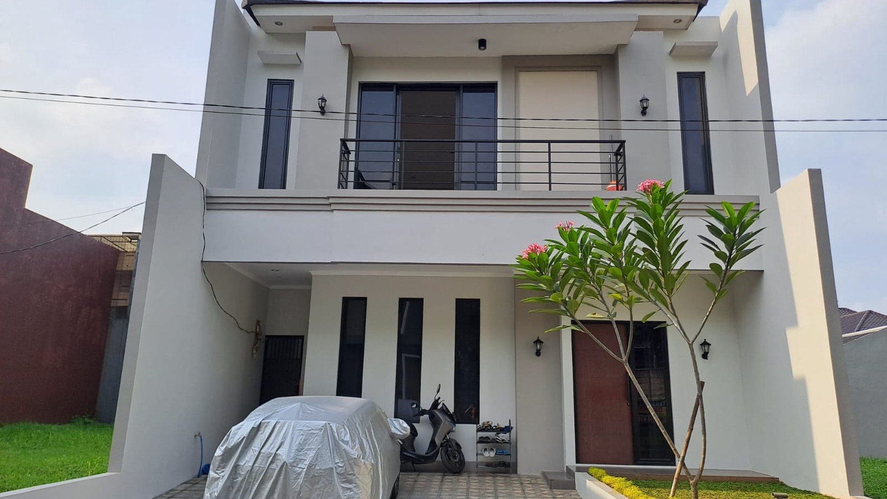 Rumah cantik siap huni di BSD