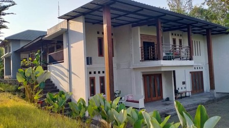 Rumah Mewah Cocok Untuk Keluarga Besar Dekat Mirota Kampus Godean 