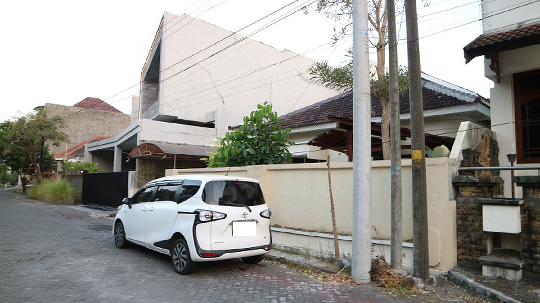 Rumah 7 Kamar Di Perum Griya Indah Lokasi Strategis Dekat Mirota Godean