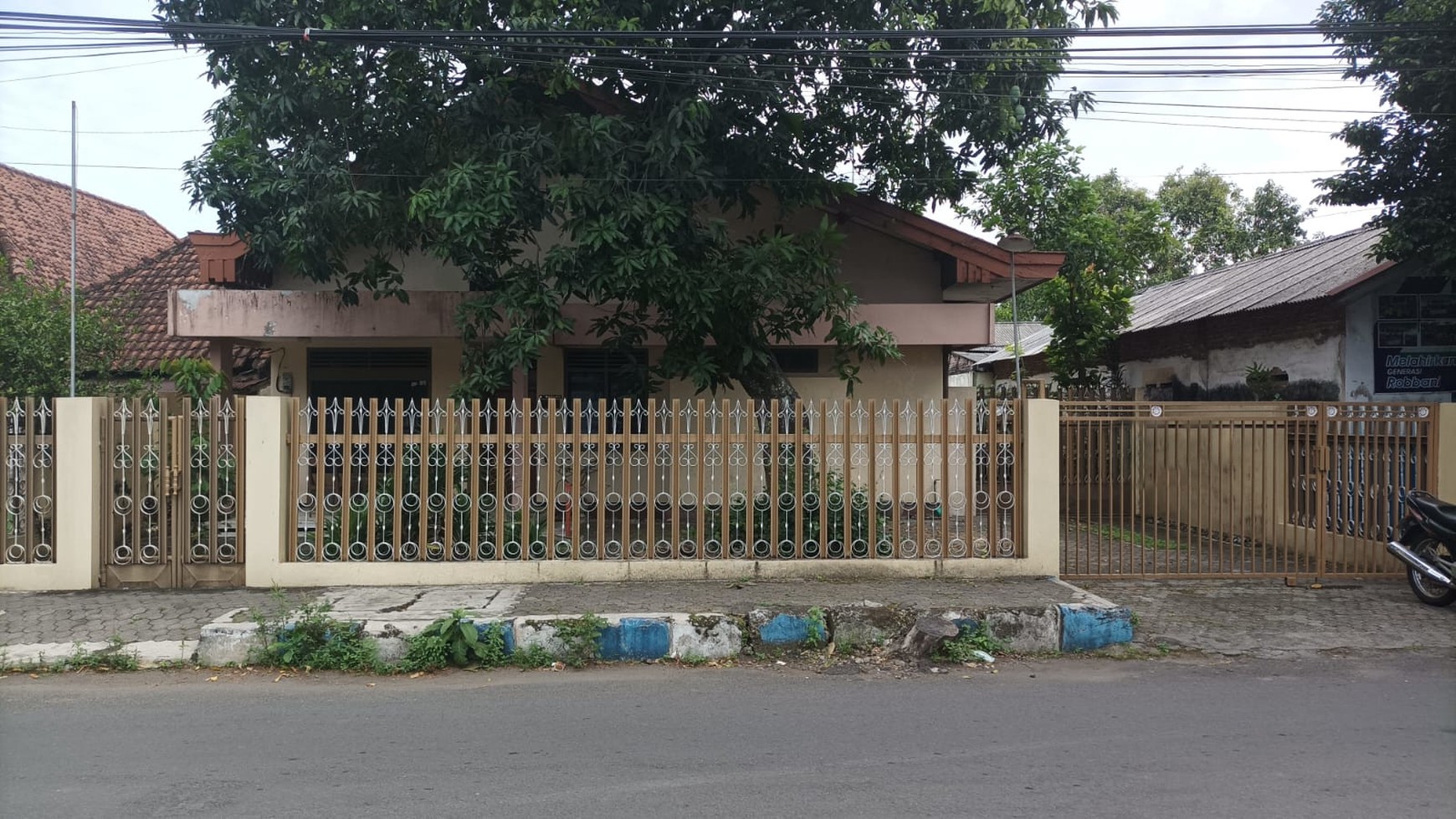 Rumah Kos di Tugu