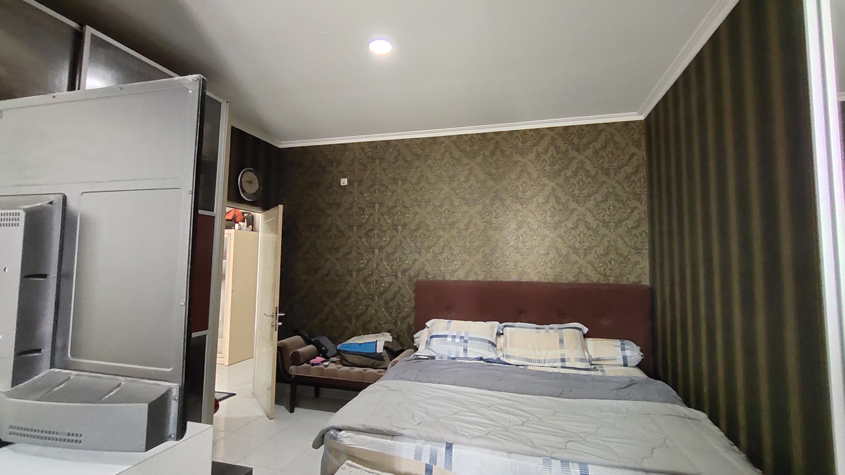 Super Deal. Rumah Full Renov Furnished di Boulevard Kota Wisata Cibubur  