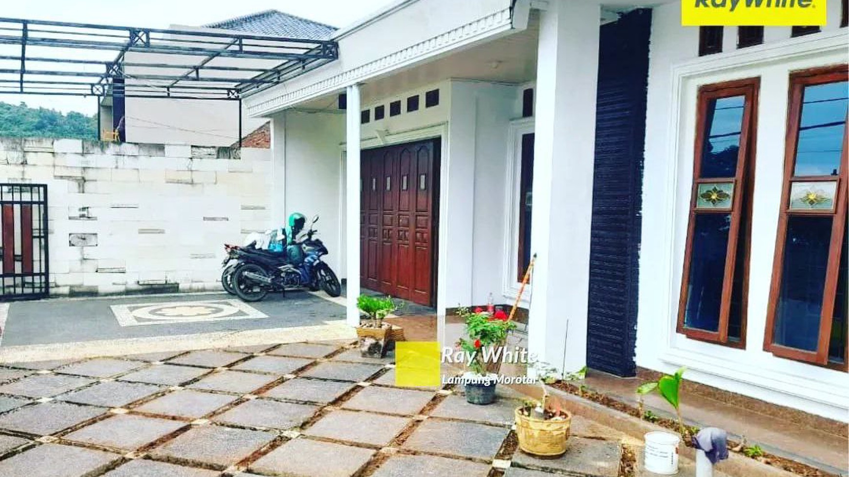 Dijual Rumah 2 Lantai di Pahoman