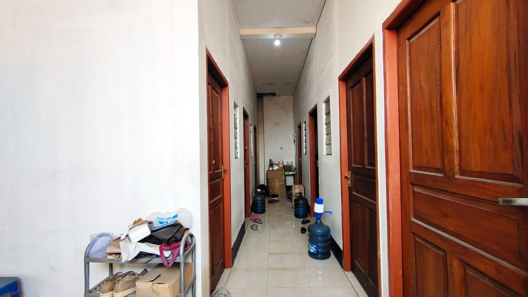 Rumah di Ketintang Timur PTT Surabaya Selatan, bisa buat rumah tinggal/Kos2an, ada 14 Kamar Tidur, Aktif 