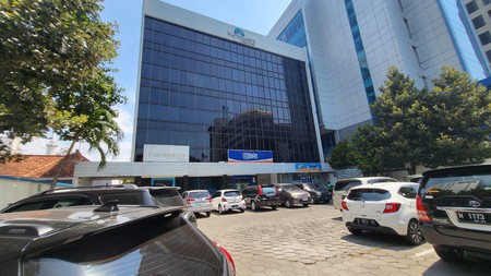 Gedung kantor luas, 2000m2, di strategis Semarang  hanya 5 menit ke Simpang 5 Semarang, Cocok dijadikan Hotel