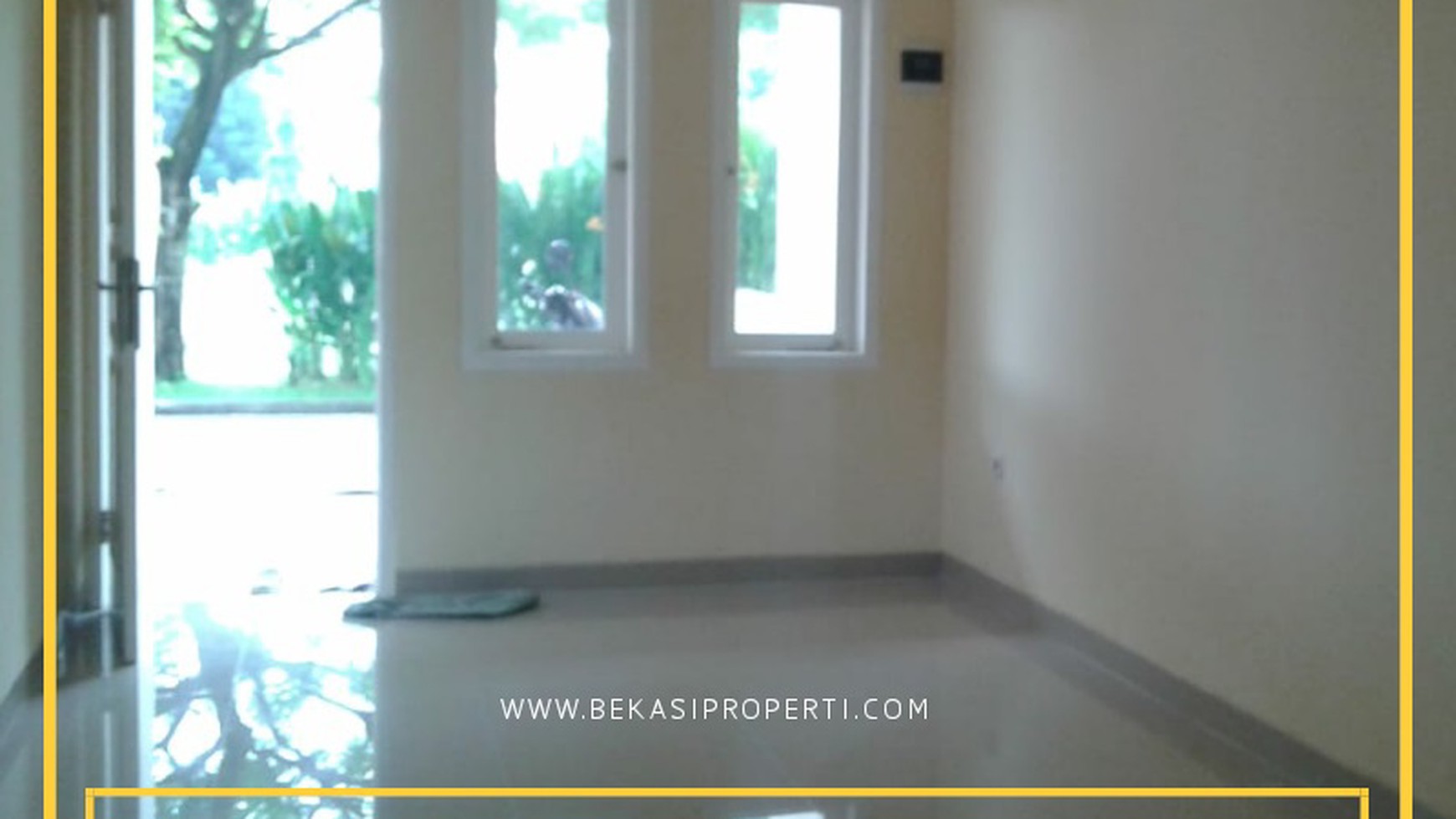 Permata Sakura Cimuning, Dijual Cepat Rumah depan taman lokasi nya bagus banget.