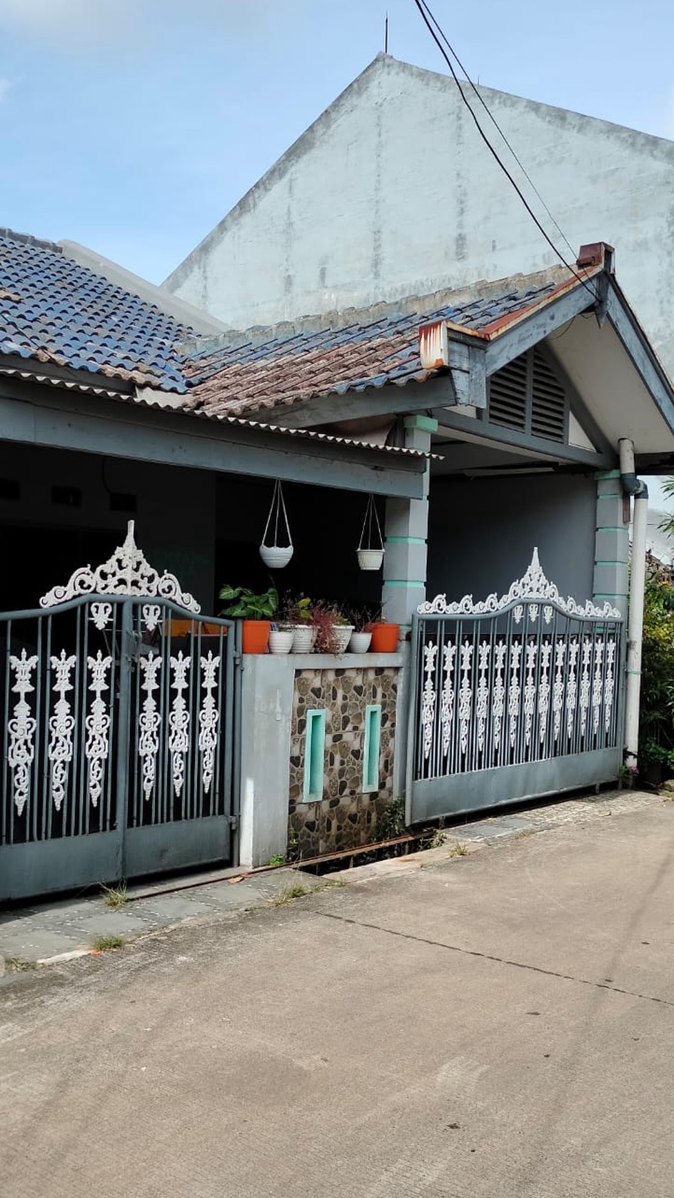 Dijual Rumah Di Perum 2 JL. Tuntang Raya - Karawaci