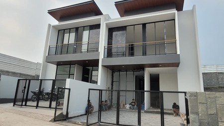 Rumah Baru Smart Home di Setraduta, Bandung