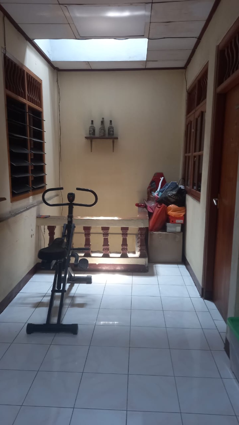 Dijual rumah diJL. Mangga Perum Karawaci Tangerang