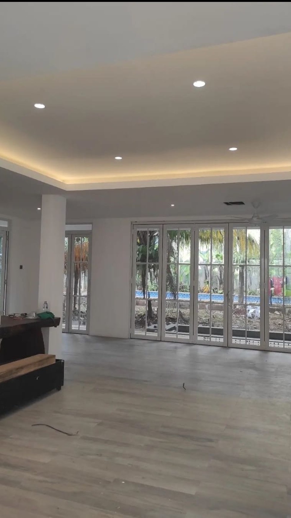 Rumah Luxury, Asri, Bagus lingkungan aman dan nyaman dengan Private Swimming Pool di Kemang