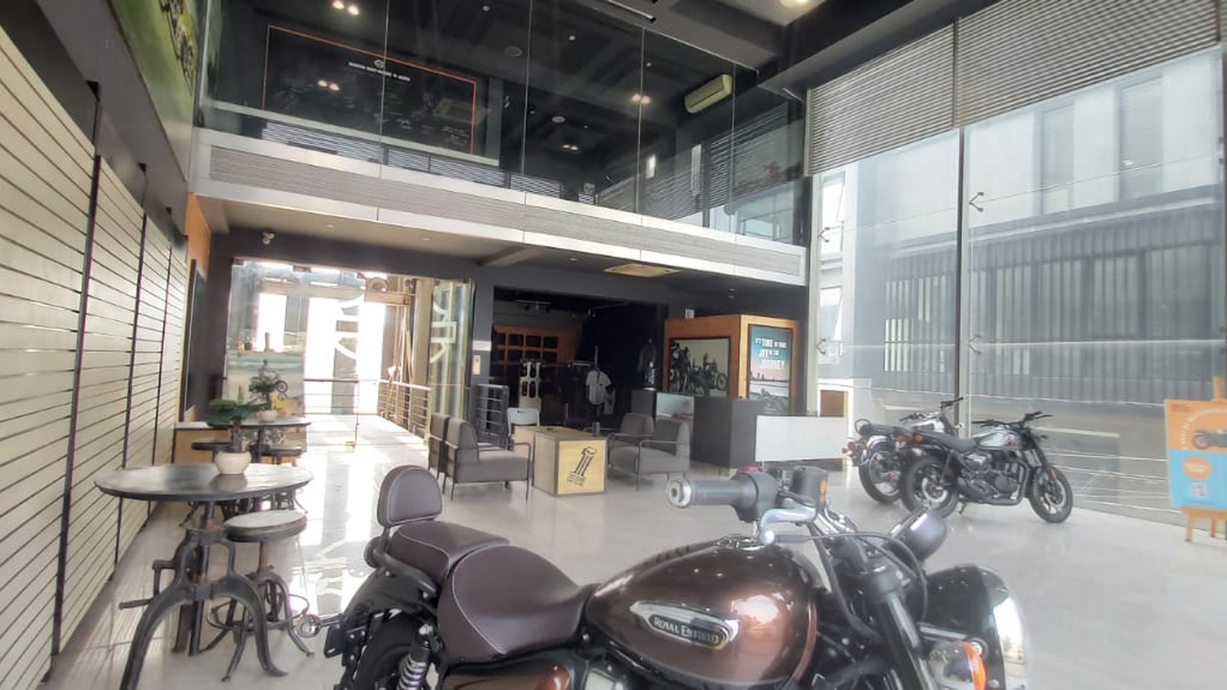 Mini building ex Showroom Harley di Radio dalam raya