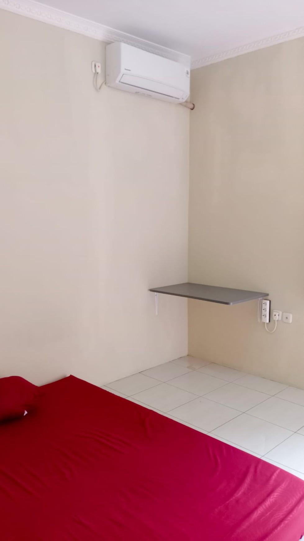 Dijual Cepat !! Rumah Kosan ,Karawang - Cikampek