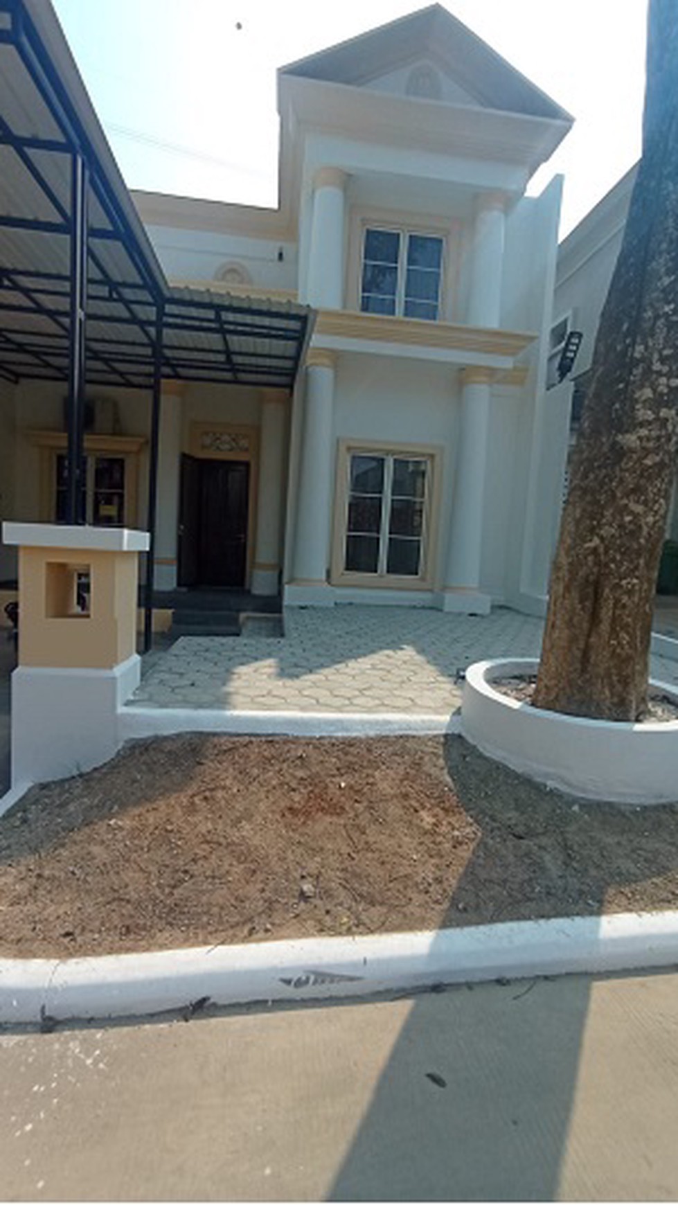 Dijual rumah hunian bagus dan rapih di Taman Rolling Hills JL. eden Lippo karawaci Tangerang