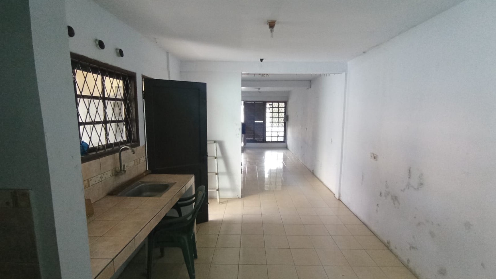 Dijual rumah di JL. Hayam Wuruk Perum 4 Karawaci Tangerang