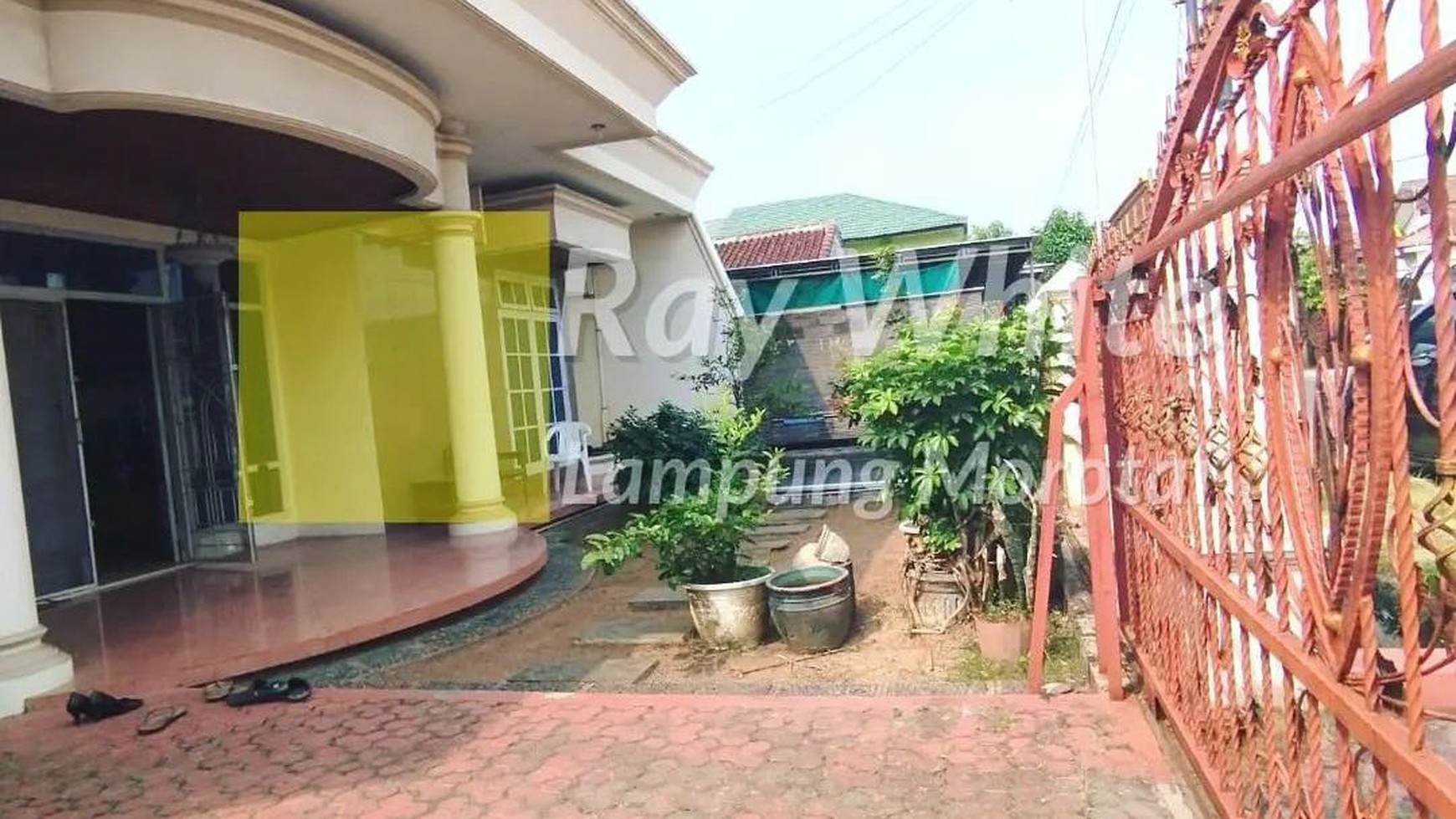 Dijual Rumah 2 Lantai di Pahoman