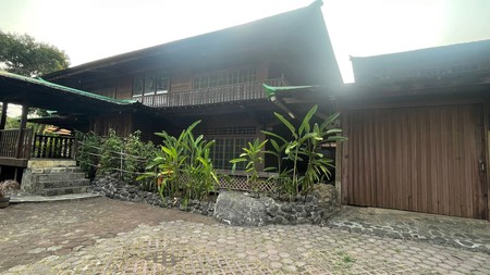 Turun Harga!! Rumah Unik Artistik Kayu  Merbau , Cozy, Homy - 2 Lantai di Jl. Jambore Cibubur 
