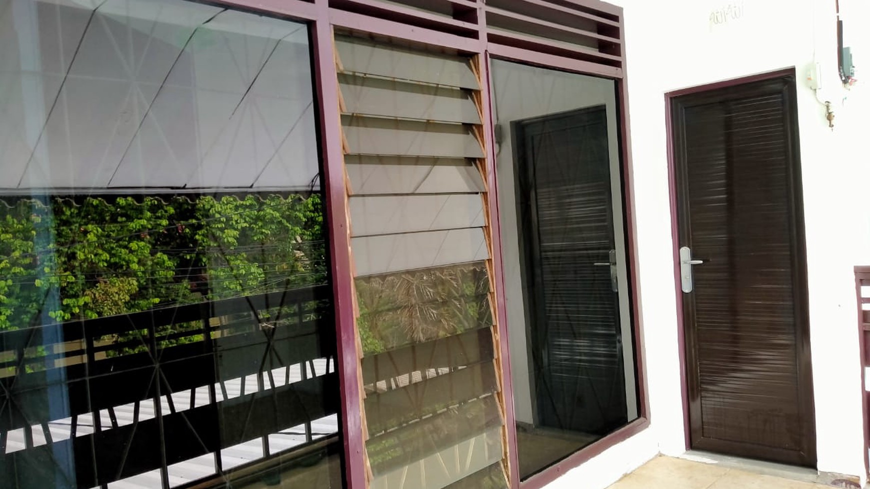 DiJual Rumah 2.5 Lantai siap huni di Condet